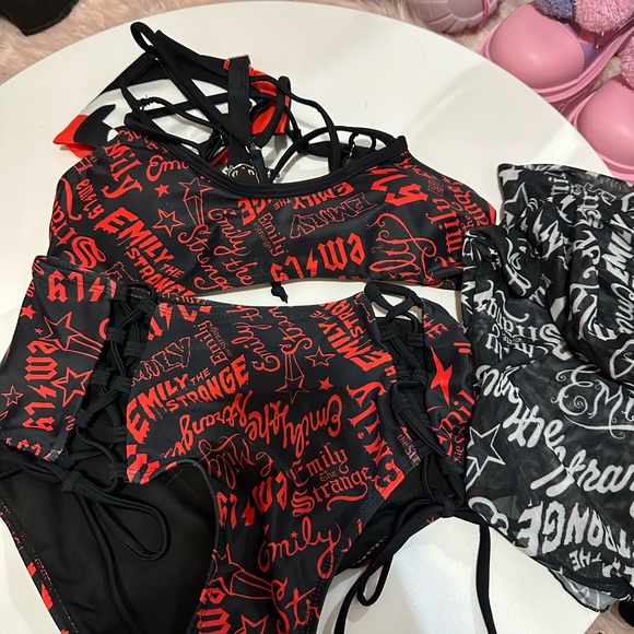 Emily the strange swimsuit set S - Picture 5 of 5